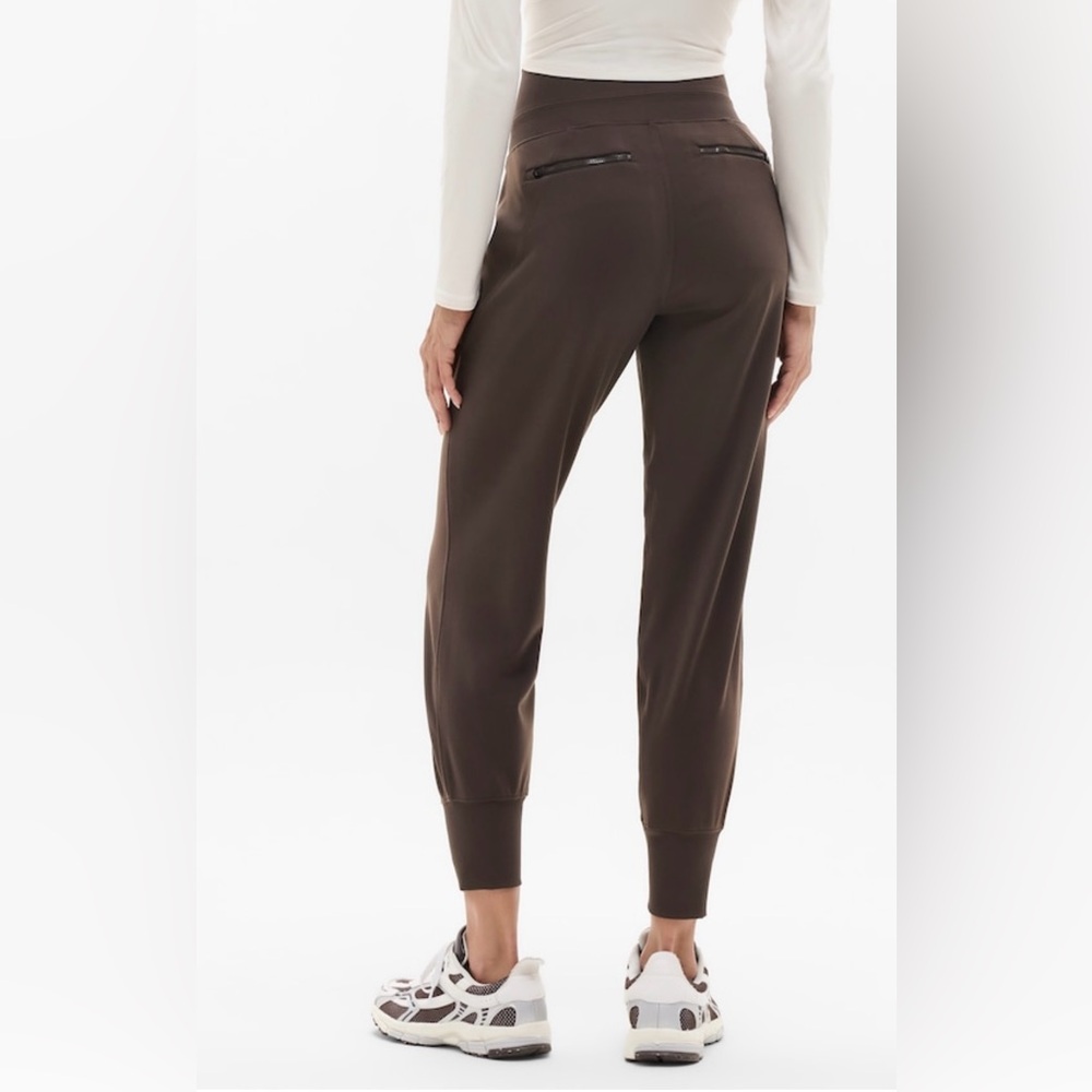 NWOT-Athleta Truffle Venice Jogger, Extra Small - Picture 3 of 7